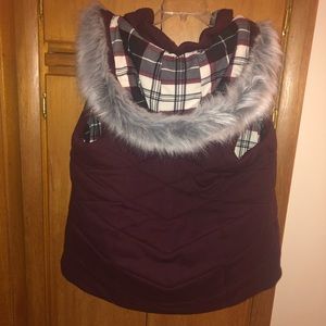 Maurice’s burgundy puff vest, XL